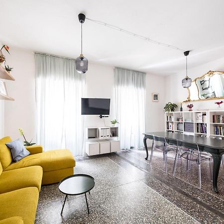Apartamento Domus Deiana Cagliari Exterior foto